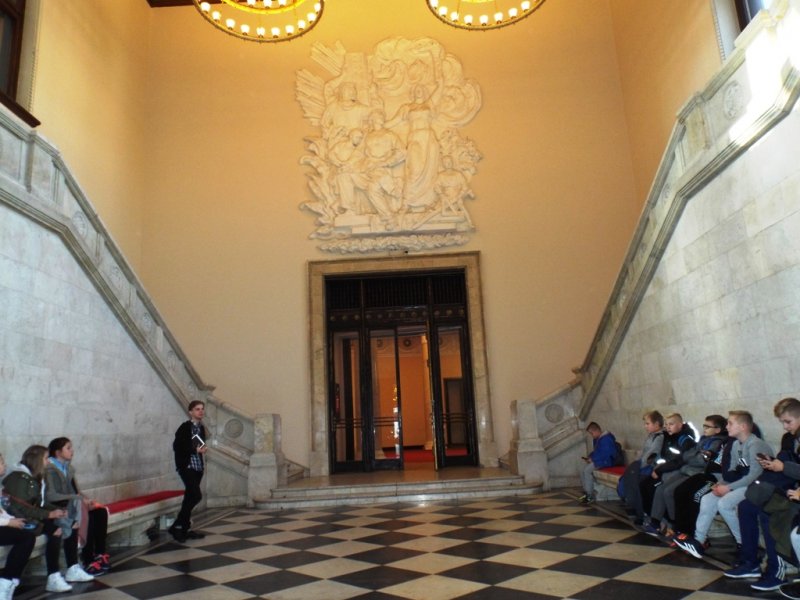 Wycieczka kl 4-6 do PKiN w Warszawie